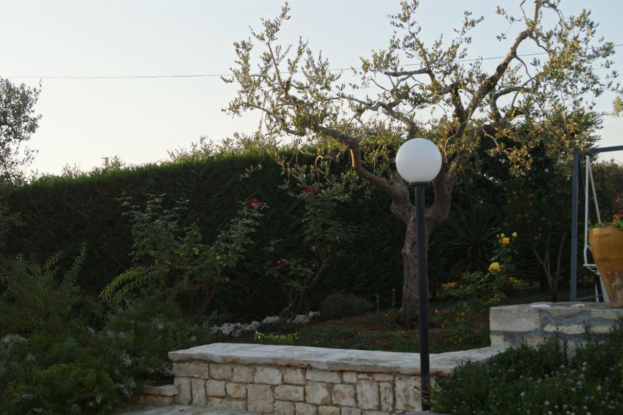 La Casa Del Nonno Bed & Breakfast Alberobello Luaran gambar