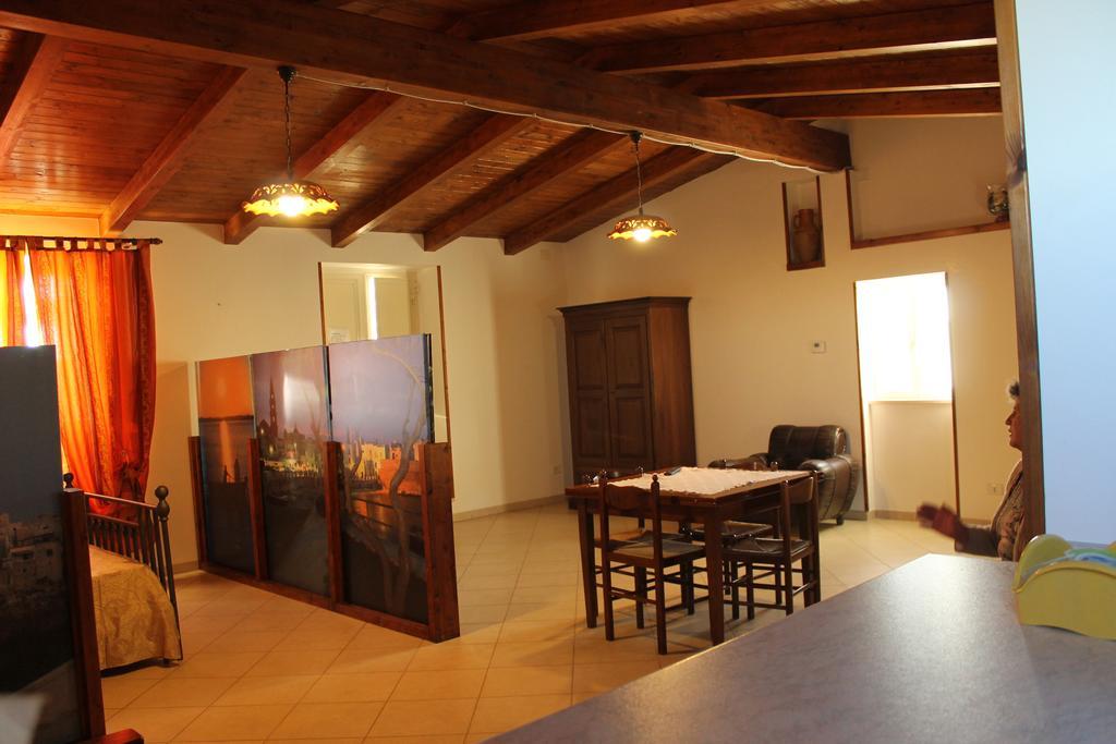 La Casa Del Nonno Bed & Breakfast Alberobello Bilik gambar