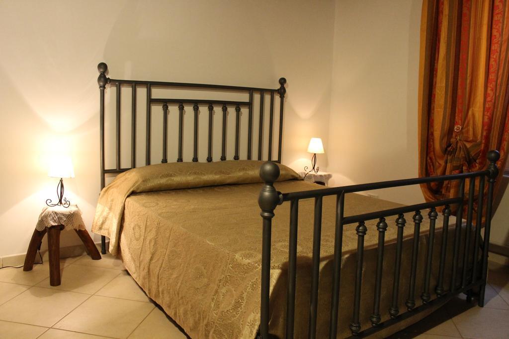 La Casa Del Nonno Bed & Breakfast Alberobello Bilik gambar